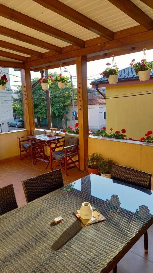 Vila Trandafir Constanta Luaran gambar