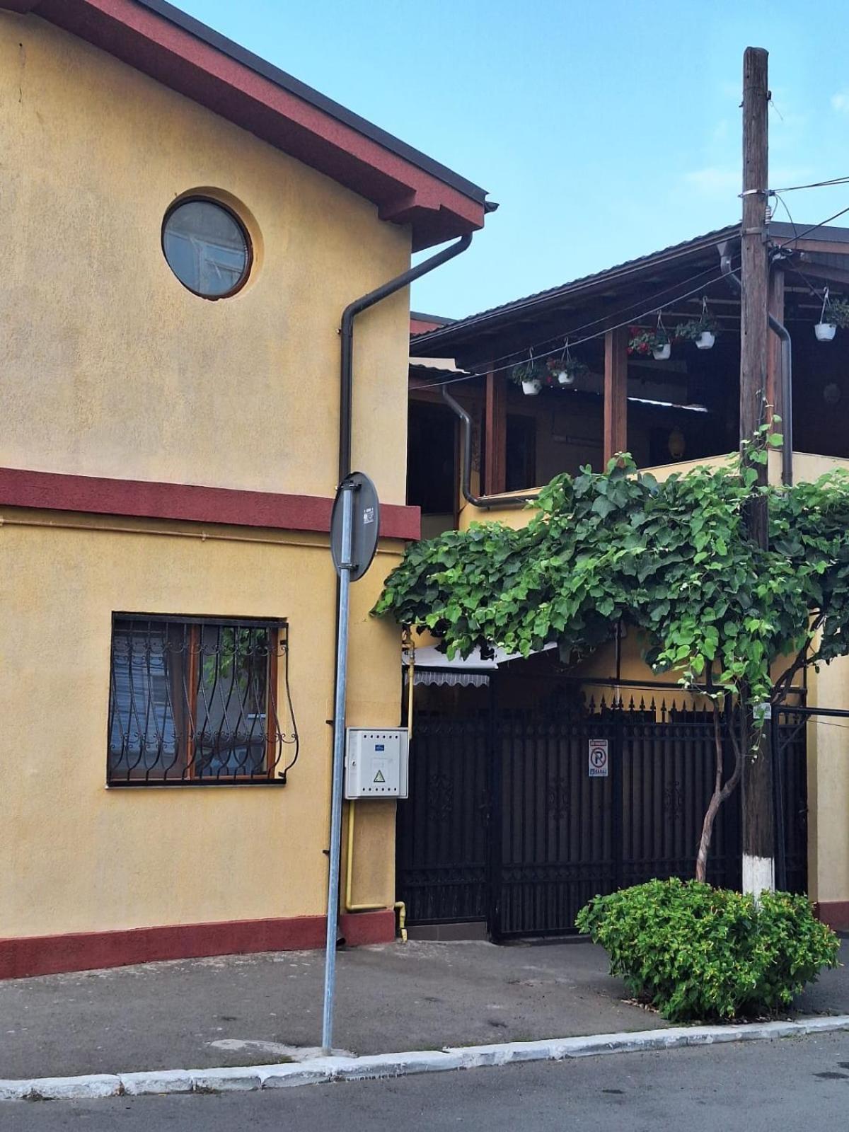 Vila Trandafir Constanta Luaran gambar