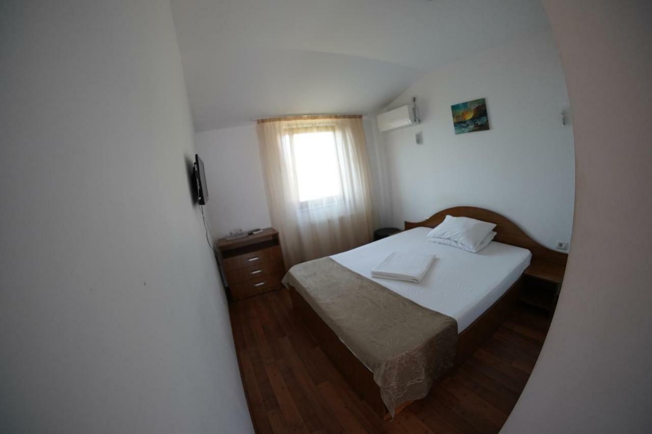 Vila Trandafir Constanta Luaran gambar